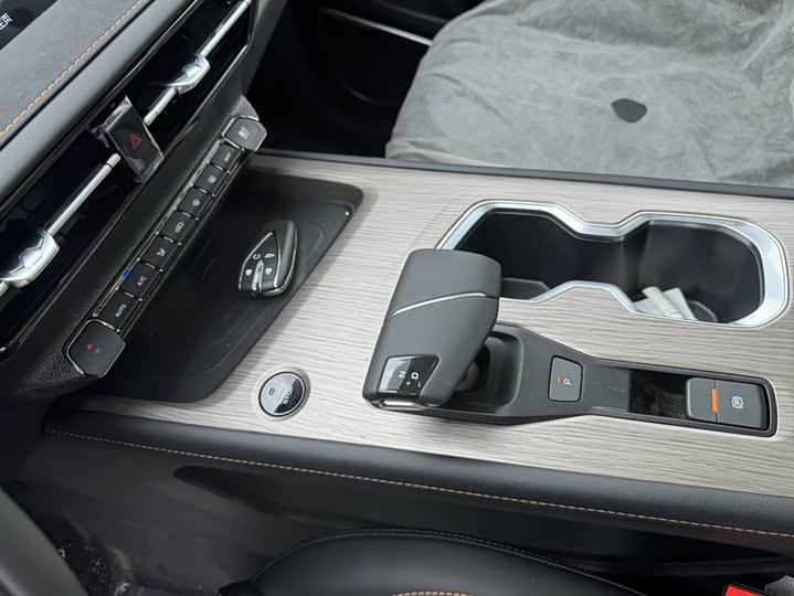 Changan X7 Plus 2024 2024款 1.5T 自动尊崇型 7座