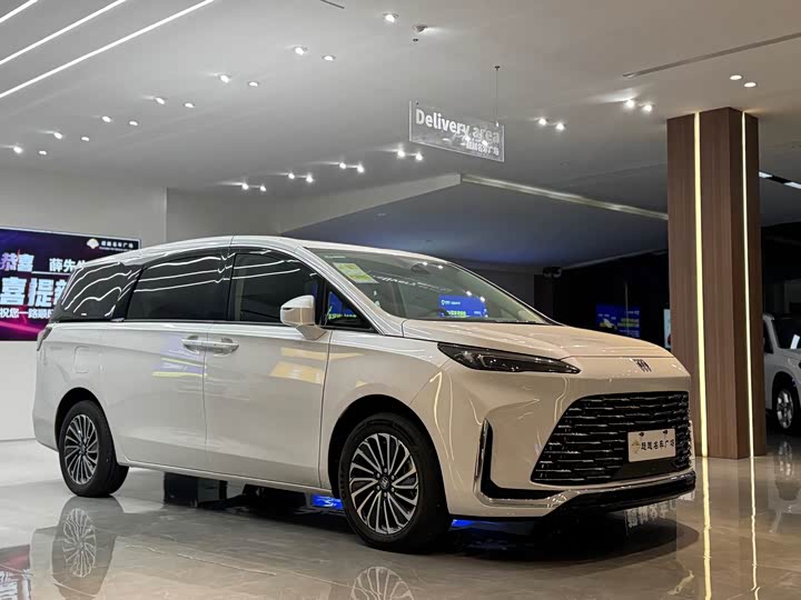 Buick GL8 Hybrid 2025 2025款 陆尚 智享版 7座