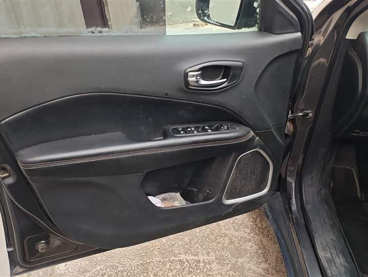 Jeep Compass 2020 2020款 220T 自动领先版