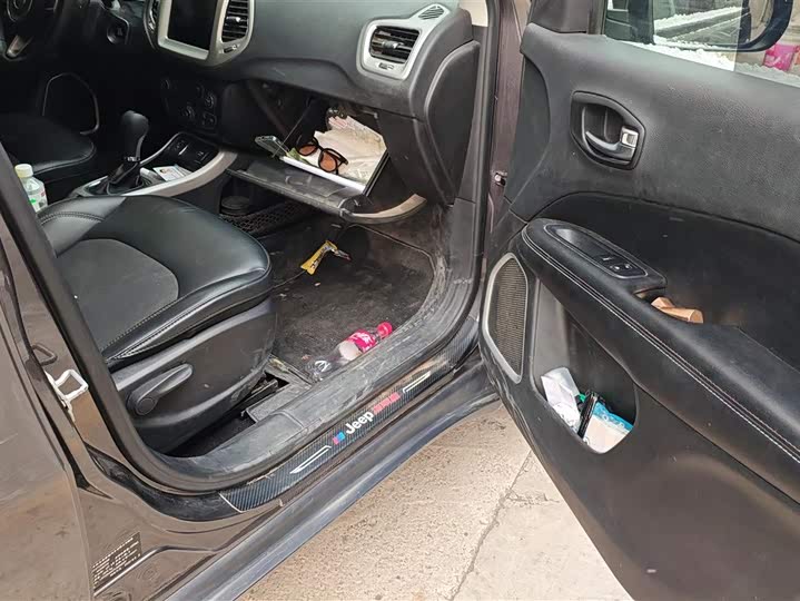 Jeep Compass 2020 2020款 220T 自动领先版