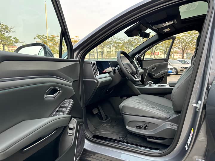 BYD Song L DM-i Hybrid 2025 2025款 智驾版 112km 超越型