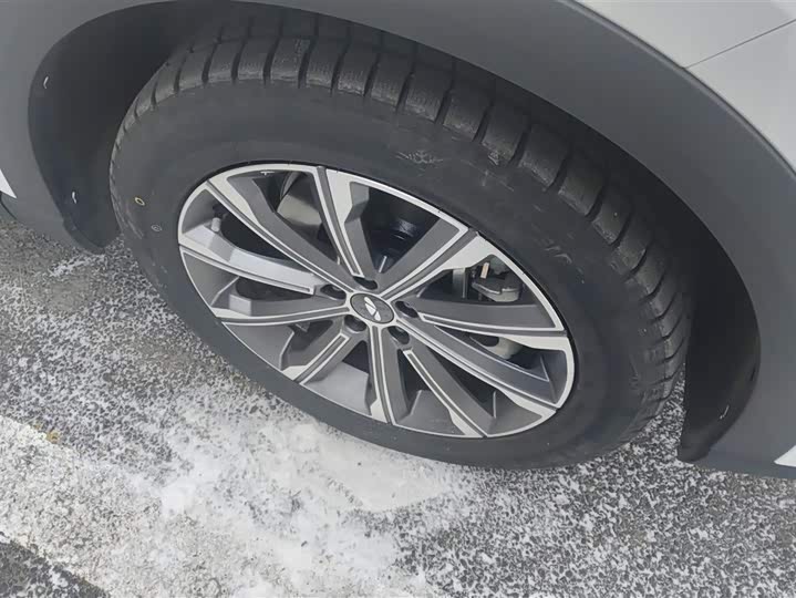 Chery Fulwin T9 2025 2025款 120 长续航版尊贵型 5座 磷酸铁锂