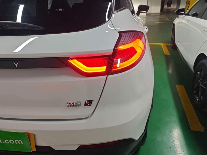 Geely Emgrand GS 2021 2021款 1.4T CVT尊贵型