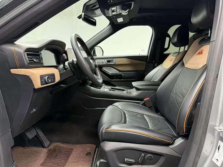 Ford Explorer 2024 2024款 2.3T EcoBoost 昆仑巅峰版 7座