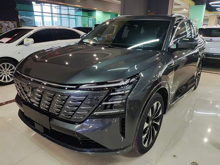 Changan CS75 Plus 2025 2025款 第四代 UItra 2.0T 新蓝鲸 智慧劲擎型