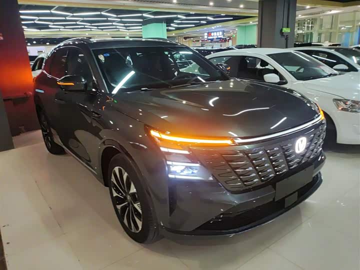 Changan CS75 Plus 2025 2025款 第四代 UItra 2.0T 新蓝鲸 智慧劲擎型