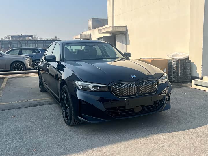 BMW i3 2025 2025款 eDrive 40 L 曜夜套装