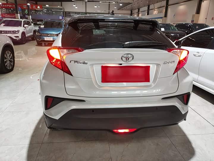 Toyota C-HR 2022 2022款 2.0L 领先版