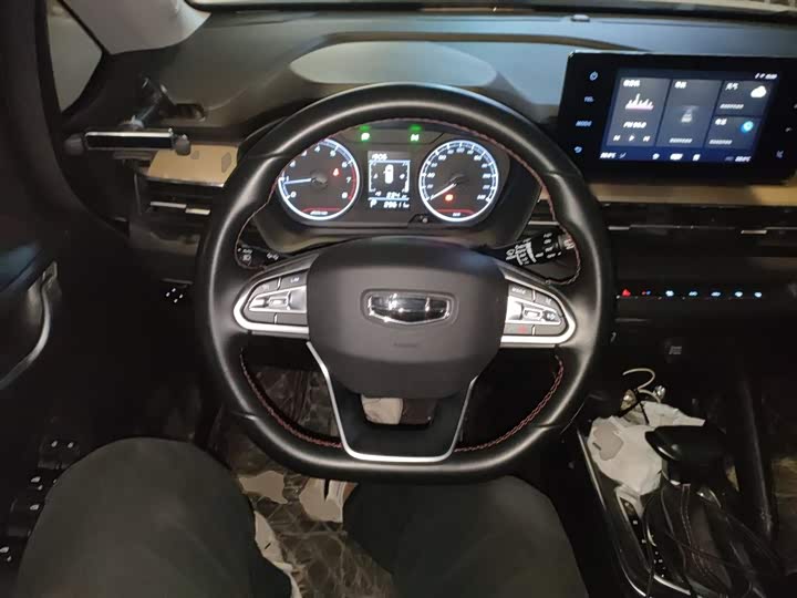 Geely Vision X3 2021 2021款 PRO 1.5L CVT尊贵型
