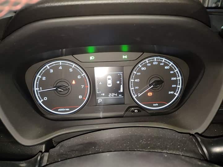 Geely Vision X3 2021 2021款 PRO 1.5L CVT尊贵型