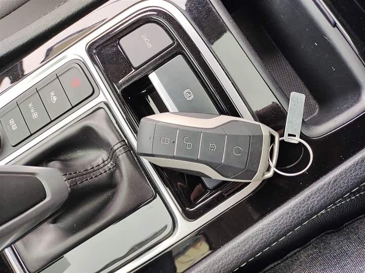 BYD Song Max 2021 2021款 升级版 1.5T 自动尊贵型 7座