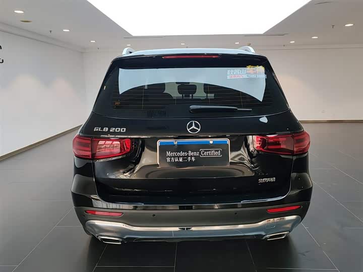 2025 Mercedes-Benz GLB-Class