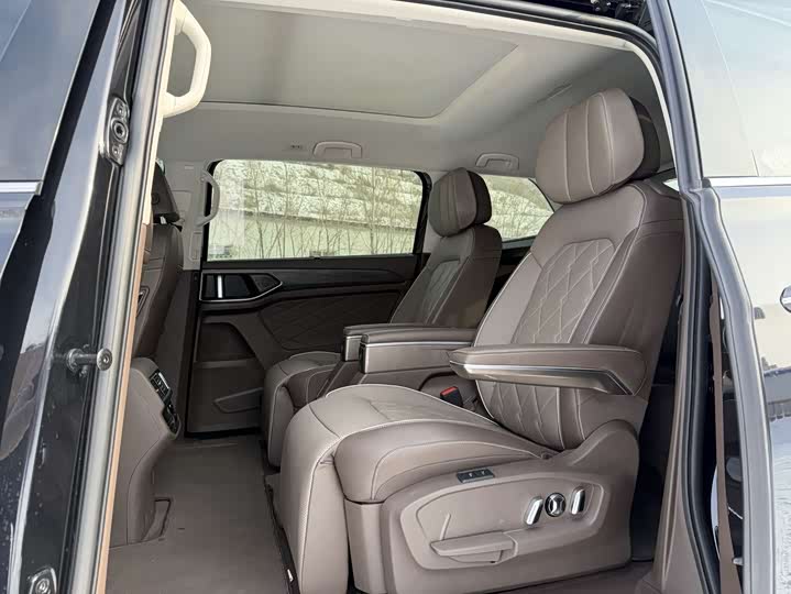 Volkswagen Viloran 2024 2024款 380TSI 尊贵版