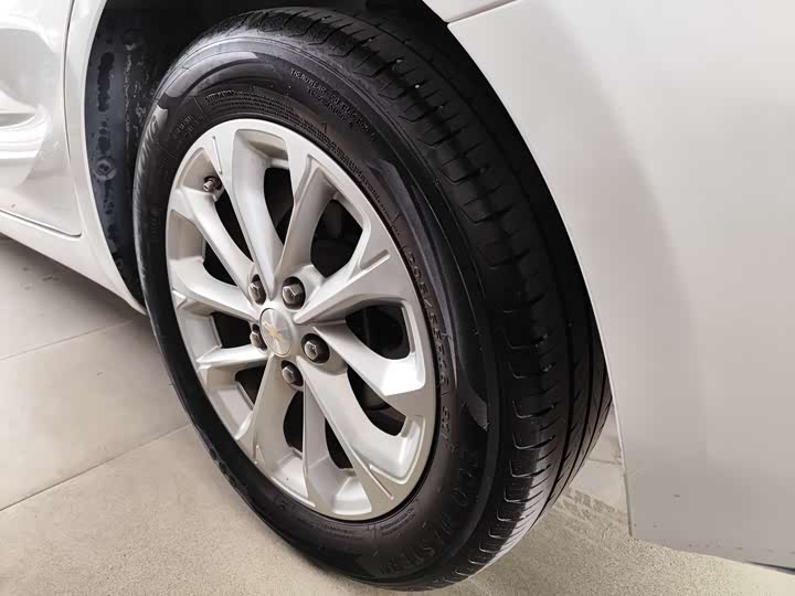 Chevrolet Monza 2024 2024款 1.5L 双离合悦享版