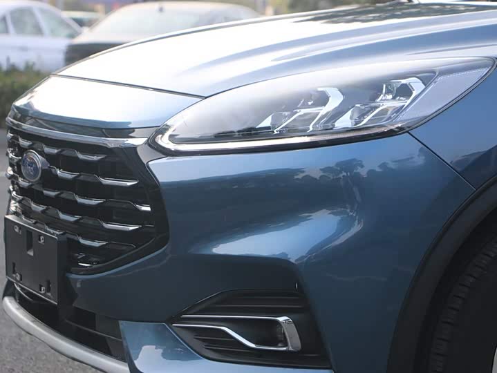 Ford Escape 2024 2024款 EcoBoost 245 两驱耀享款