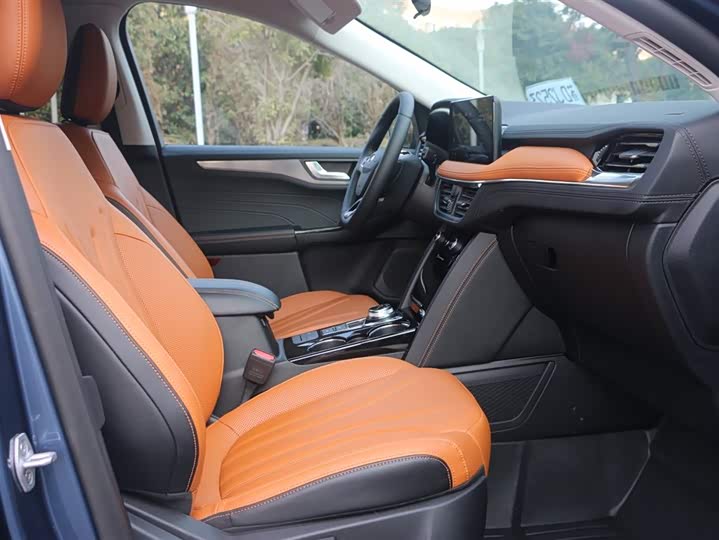 Ford Escape 2024 2024款 EcoBoost 245 两驱耀享款