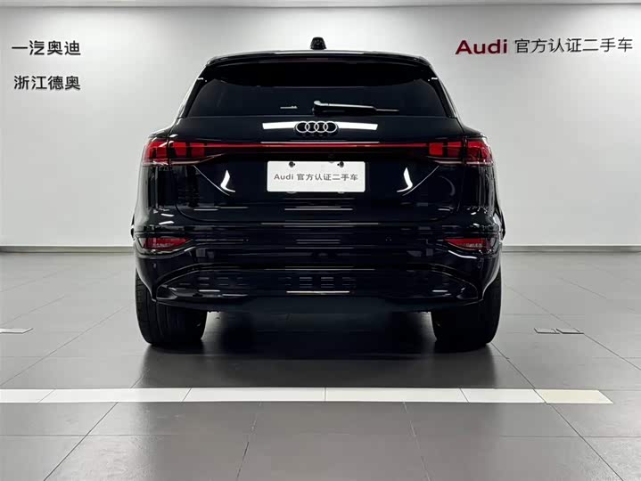 Audi Q6L e-tron 2026 2026款 首发领航版