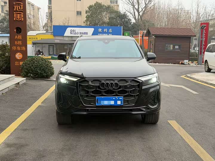 Audi Q7 2024 2024款 45 TFSI quattro S line黑武士型