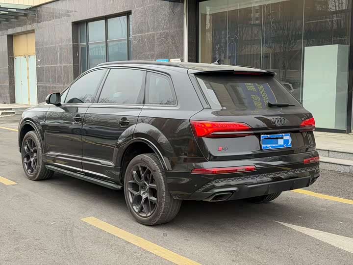 Audi Q7 2024 2024款 45 TFSI quattro S line黑武士型