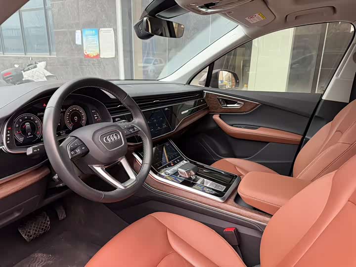 Audi Q7 2024 2024款 45 TFSI quattro S line黑武士型