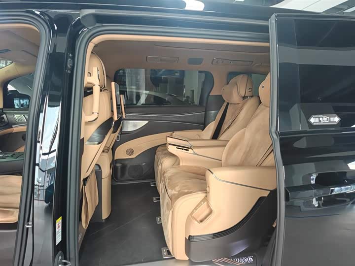 Denza D9 2025 2025款 DM-i 智驾版 1020 四驱尊荣型