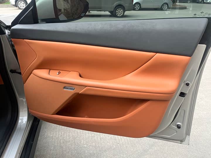 Dongfeng Yipai eπ 007 2025 2025款 纯电 565四驱Max领航版