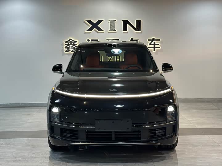 LiXiang L8 2025 2025款 Pro 智能焕新版