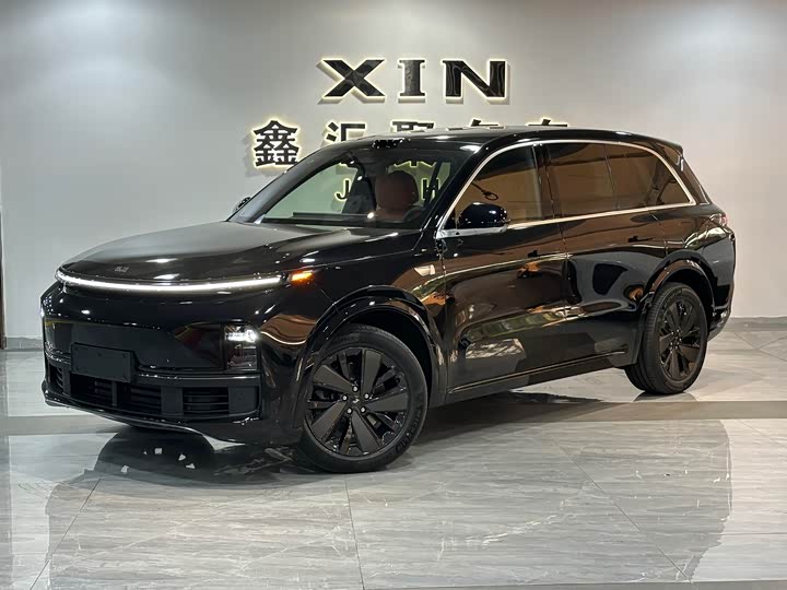 LiXiang L8 2025 2025款 Pro 智能焕新版