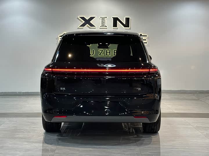 LiXiang L8 2025 2025款 Pro 智能焕新版