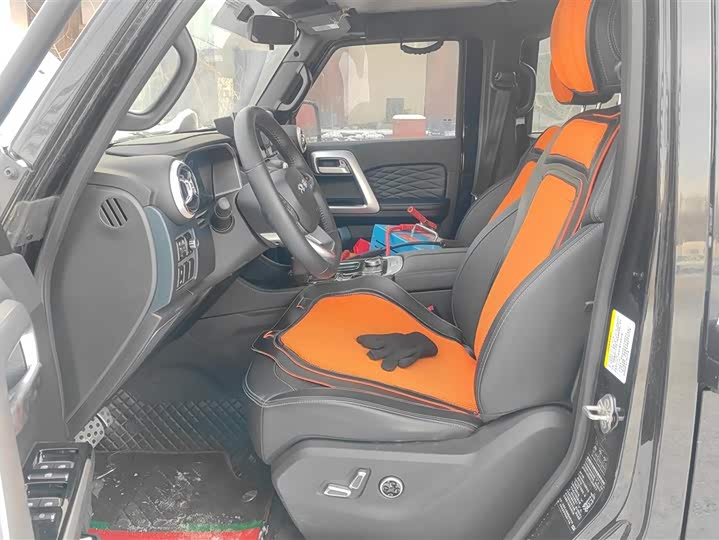 BAIC Beijing BJ40 2024 2024款 2.0T 城市猎人荣耀版