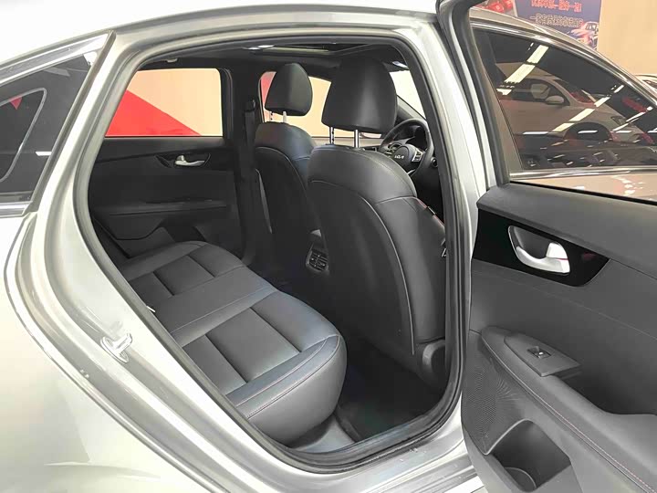 Kia K3 2021 2021款 改款 1.4T DCT GT-Line智驾运动版