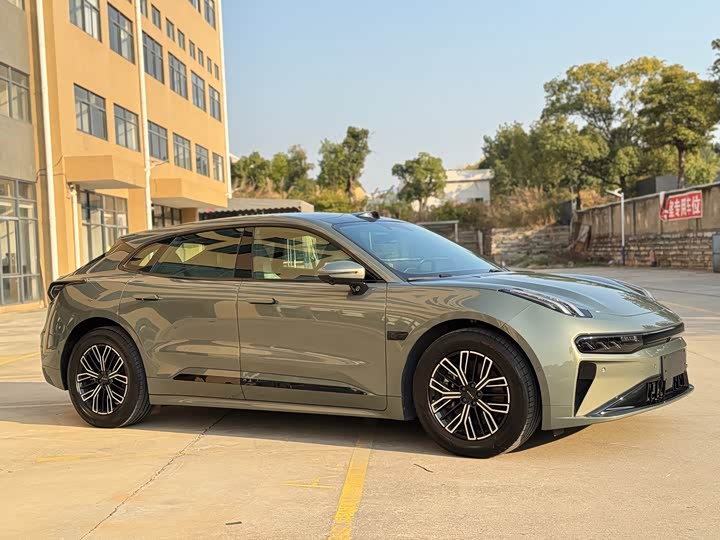 Zeekr 001 2025 2025款 WE版 100kWh 后驱