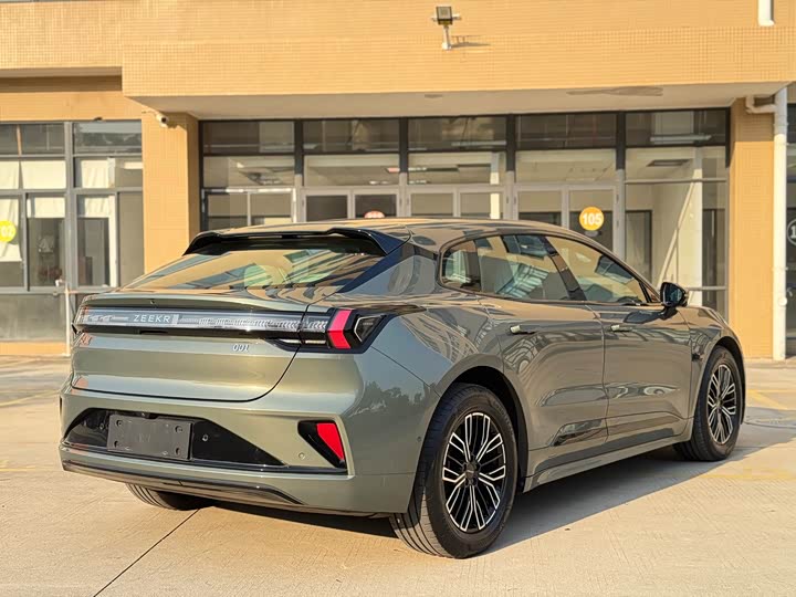 Zeekr 001 2025 2025款 WE版 100kWh 后驱