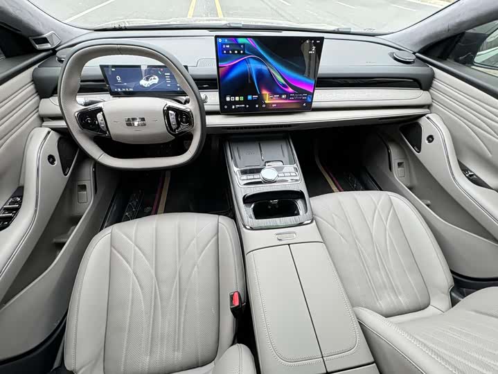 Geely Galaxy Starshine 8 EM-i 2025 2025款 130km EM-P 探索版