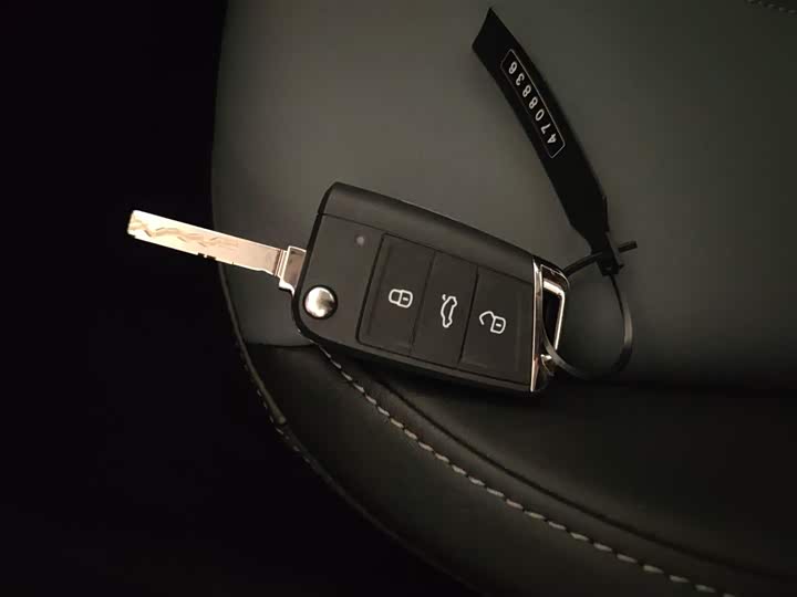 Volkswagen Sagitar L 2026 2026款 3000万辆甄选款 300TSI DSG 超越版