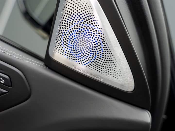 BMW X6 M 2023 2023款 X6 M 雷霆版