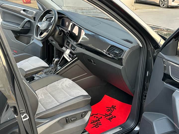 Volkswagen Tayron X 2020 2020款 330TSI 两驱尊贵智联版