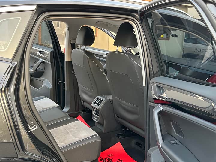 Volkswagen Tayron X 2020 2020款 330TSI 两驱尊贵智联版