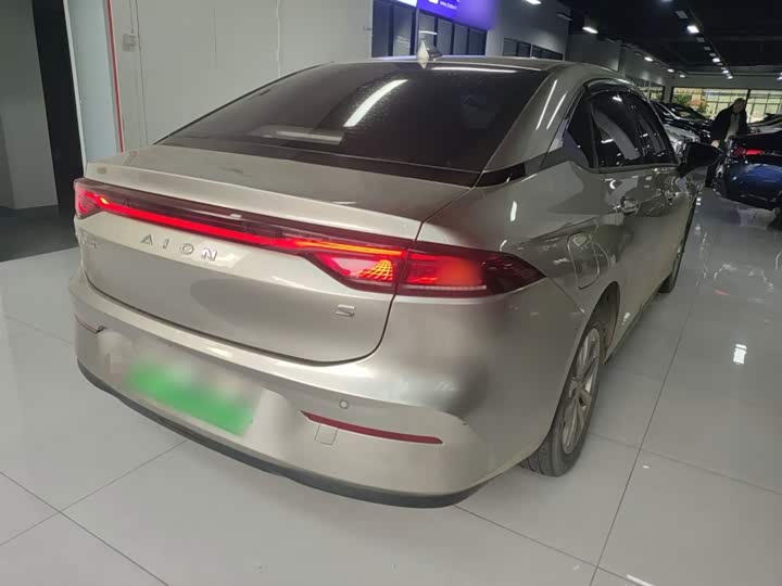 GAC Aion S 2023 2023款 魅 580 磷酸铁锂