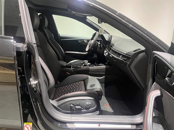 Audi RS 5 2024 2024款 RS 5 2.9T Sportback 燃擎版