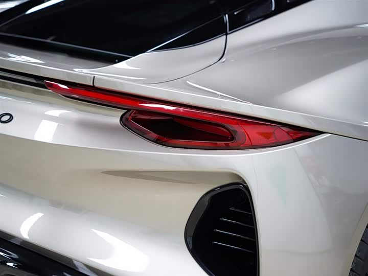 Lotus Emira 2022 2022款 3.5T V6 手动 First Edition