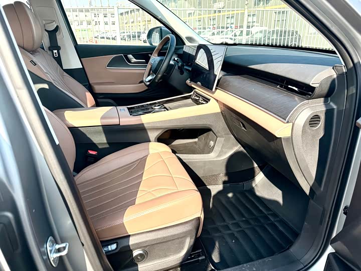 Chery Tiggo 8L 2024 2024款 2.0T 两驱舒适版 5座