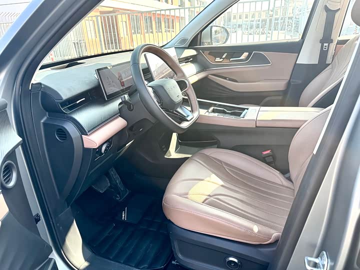 Chery Tiggo 8L 2024 2024款 2.0T 两驱舒适版 5座