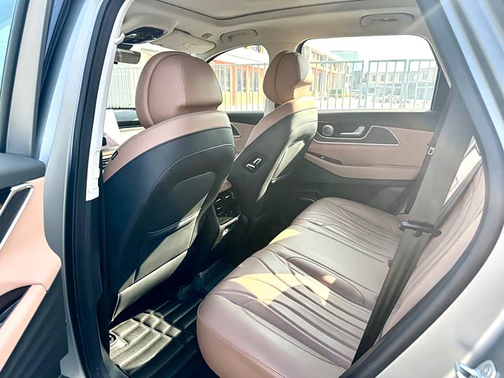 Chery Tiggo 8L 2024 2024款 2.0T 两驱舒适版 5座