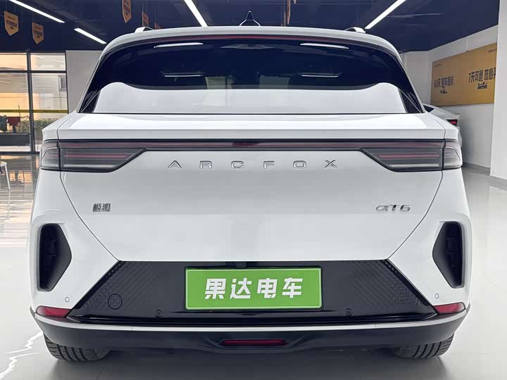 BAIC Arcfox Alpha T6 2025 2025款 688MAX 175kW