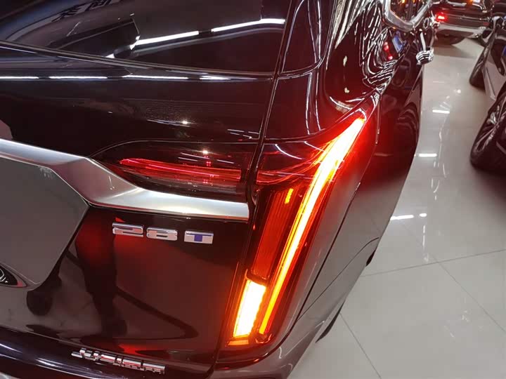 Cadillac XT6 2022 2022款 2.0T 六座四驱风尚型