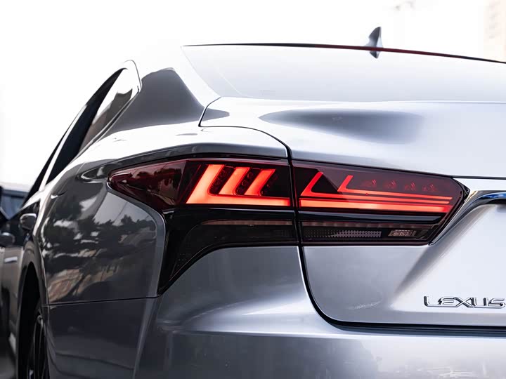 Lexus LS 2021 2021款 500h 行政版