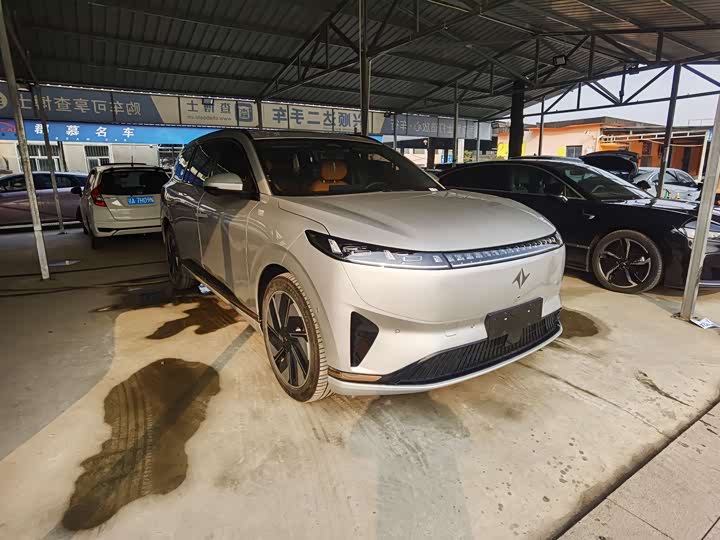 Dongfeng Yipai eπ 008 2025 2025款 210Ultra增程版 5座