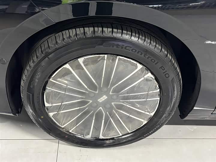 Geely Galaxy Starshine 8 EM-i 2025 2025款 130km EM-i 尊享版