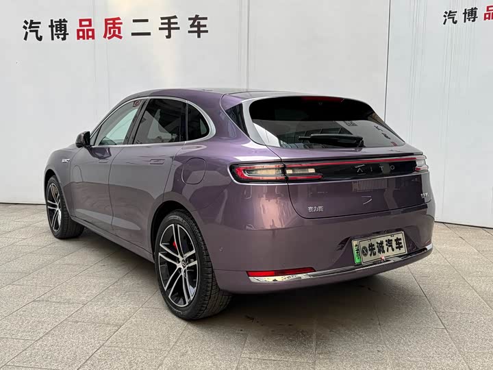 Aito M5 2025 2025款 增程 Ultra 四驱版